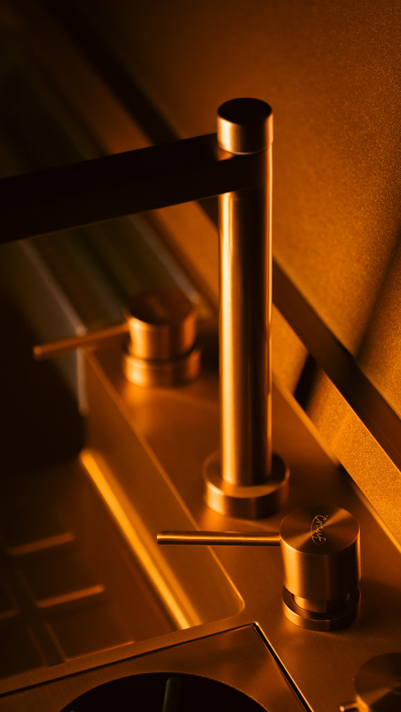 Crauf Vertice Lift Pure Kitchen Sink Faucet Lifestyle Görseli