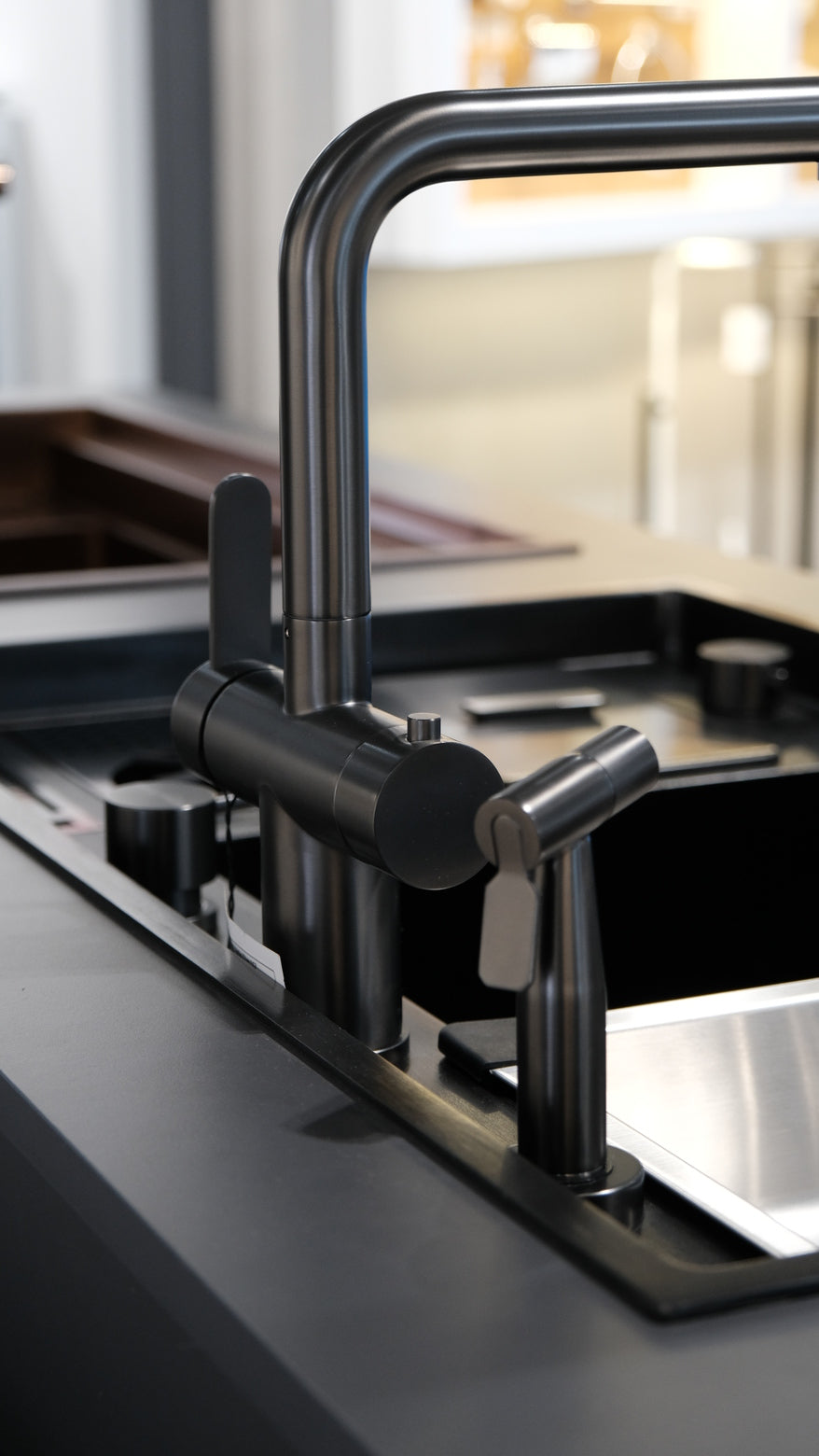 Crauf Lusso Station Pure Kitchen Sink Faucet 4040 Yakın Çekim Detay